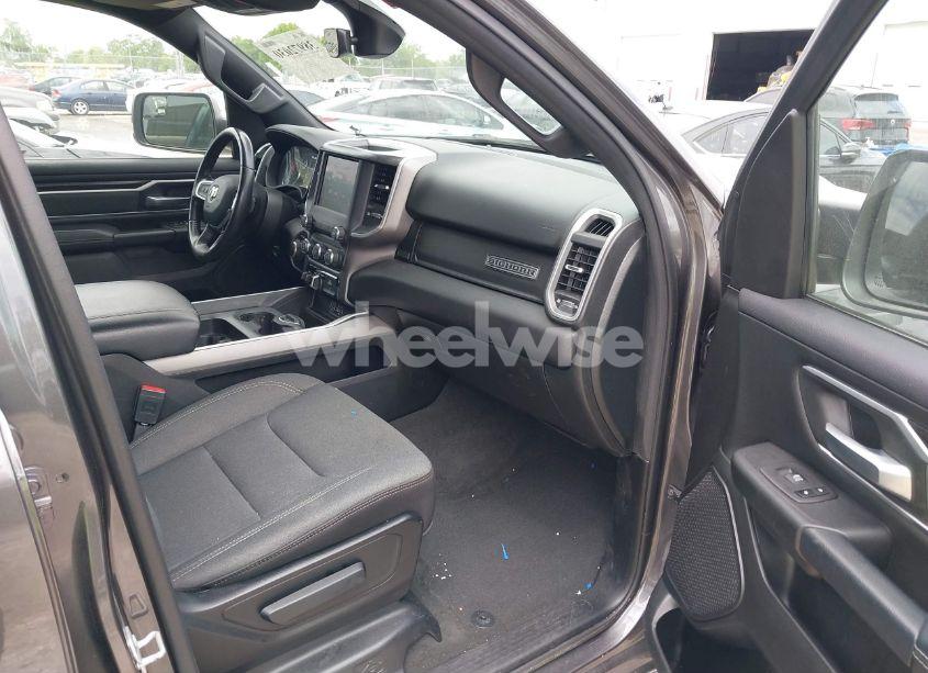 Photo 5 of 2022 Ram 1500 (VIN 1C6RREBG5NN290841)