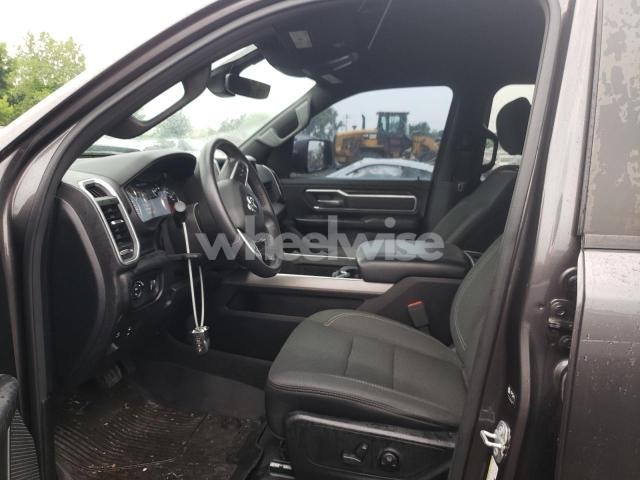 Photo 5 of 2021 RAM 1500 BIG HORN/LONE STAR (VIN 1C6RREBG9MN631740)