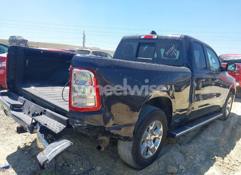 Photo 4 of 2021 Ram 1500 BIG HORN QUAD CAB 4X2 6'4 BOX (VIN 1C6RREBT0MN630263)