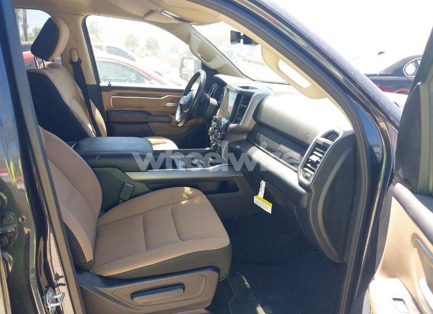 Photo 5 of 2021 Ram 1500 BIG HORN QUAD CAB 4X2 6'4 BOX (VIN 1C6RREBT0MN630263)