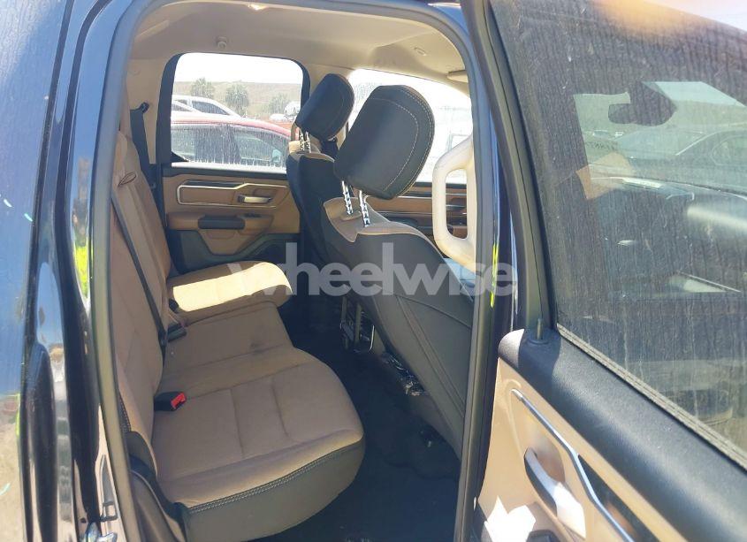 Photo 8 of 2021 Ram 1500 BIG HORN QUAD CAB 4X2 6'4 BOX (VIN 1C6RREBT0MN630263)