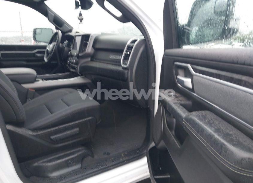 Photo 5 of 2022 Ram 1500 BIG HORN 4X2 6'4 BOX (VIN 1C6RREBT0NN354913)