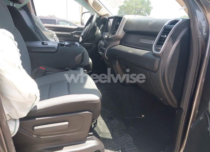 Photo 5 of 2020 Ram 1500 BIG HORN 4X2 6'4 BOX (VIN 1C6RREBT2LN311820)