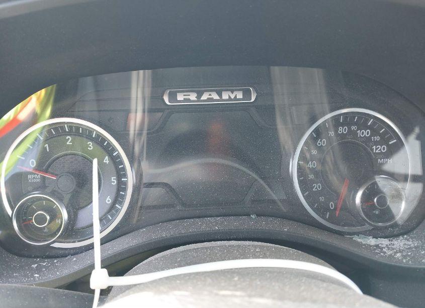 Photo 15 of 2022 Ram 1500 BIG HORN QUAD CAB 4X2 6'4 BOX (VIN 1C6RREBT2NN153160)