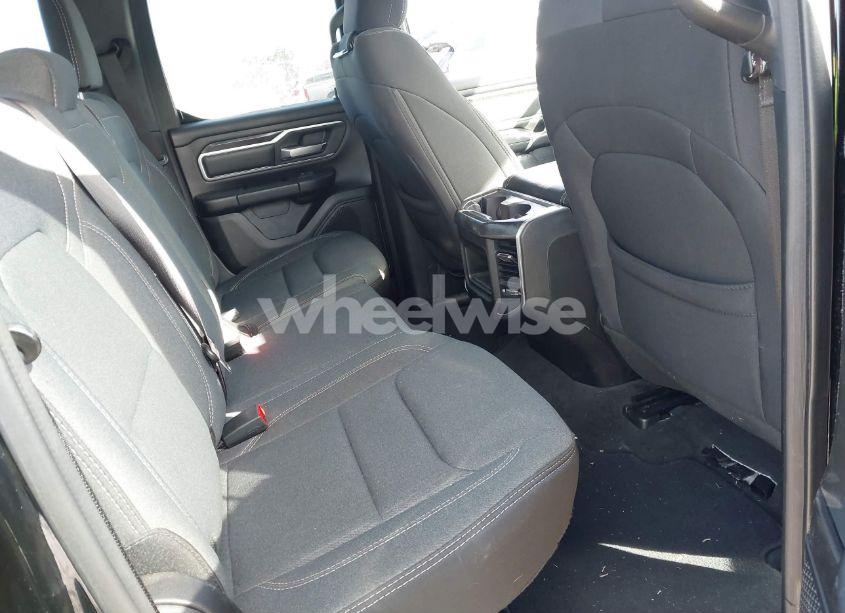 Photo 8 of 2022 Ram 1500 BIG HORN 4X2 6'4 BOX (VIN 1C6RREBT3NN290964)