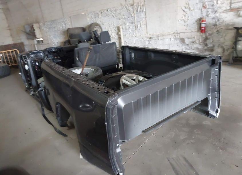 Photo 3 of 2022 Ram 1500 BIG HORN QUAD CAB 4X2 6'4 BOX (VIN 1C6RREBT5NN290948)