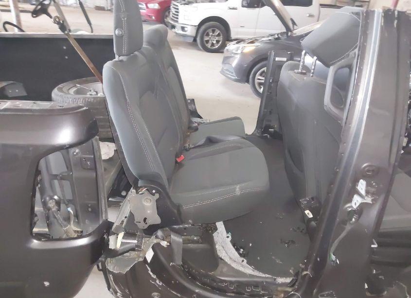 Photo 8 of 2022 Ram 1500 BIG HORN QUAD CAB 4X2 6'4 BOX (VIN 1C6RREBT5NN290948)