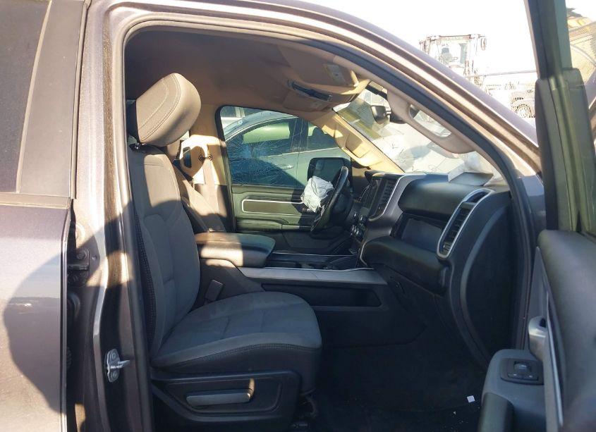 Photo 5 of 2020 Ram 1500 BIG HORN 4X2 6'4 BOX (VIN 1C6RREBT6LN294763)