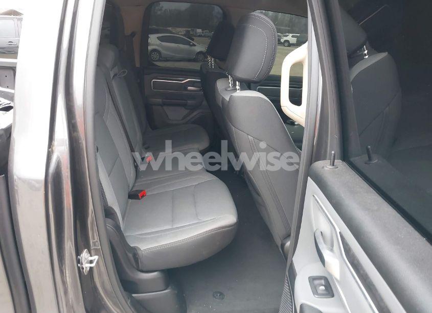 Photo 8 of 2020 Ram 1500 BIG HORN QUAD CAB 4X2 6'4 BOX (VIN 1C6RREBT6LN300531)