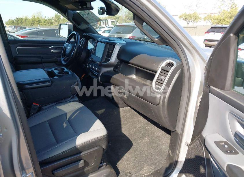 Photo 5 of 2022 Ram 1500 (VIN 1C6RREBT6NN157521)