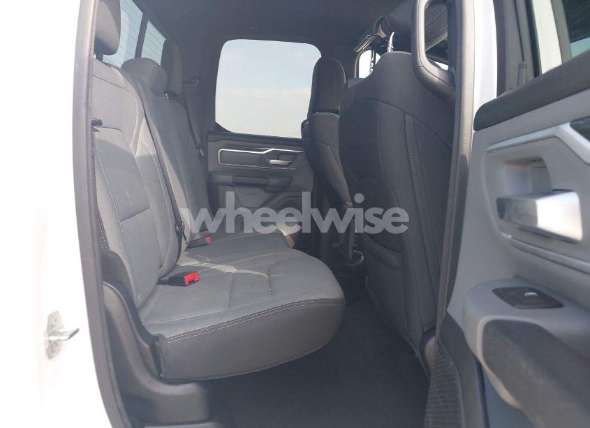 Photo 8 of 2022 Ram 1500 BIG HORN 4X2 6'4 BOX (VIN 1C6RREBT6NN228443)