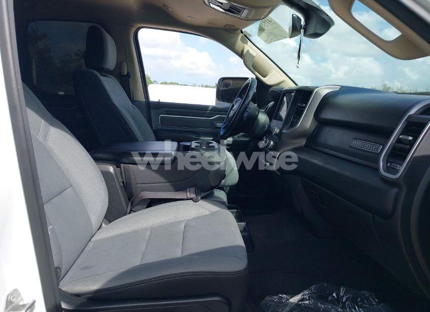 Photo 5 of 2020 Ram 1500 BIG HORN 4X2 6'4 BOX (VIN 1C6RREBT8LN357605)