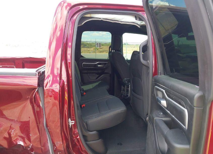 Photo 8 of 2022 Ram 1500 BIG HORN QUAD CAB 4X2 6'4 BOX (VIN 1C6RREBT8NN178628)