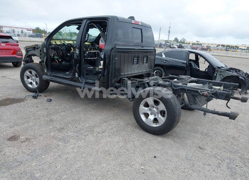 Photo 3 of 2019 Ram 1500 (VIN 1C6RREDT1KN581293)