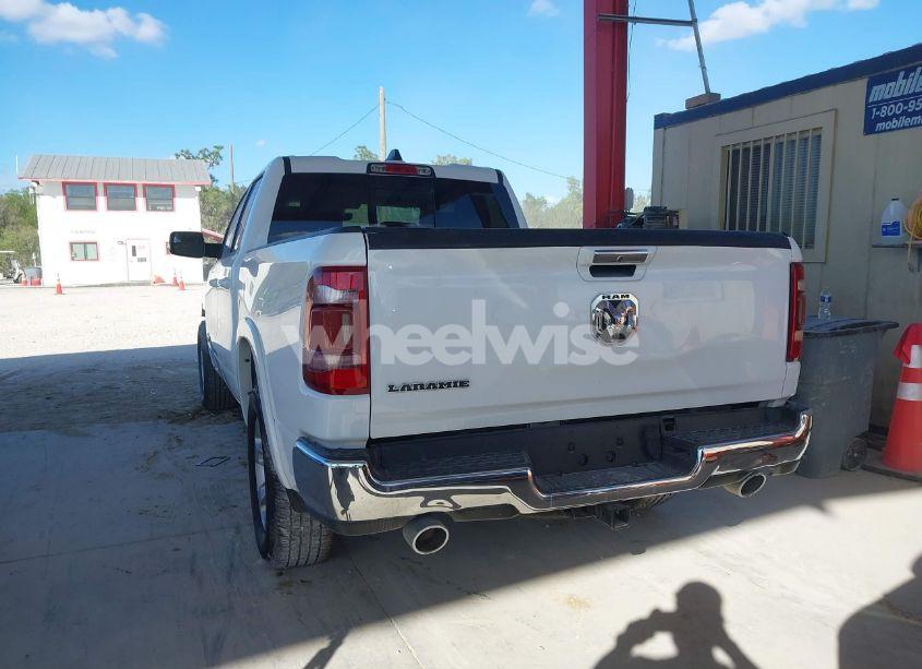 Photo 3 of 2020 Ram 1500 LARAMIE QUAD CAB 4X2 6'4 BOX (VIN 1C6RREDT5LN260133)