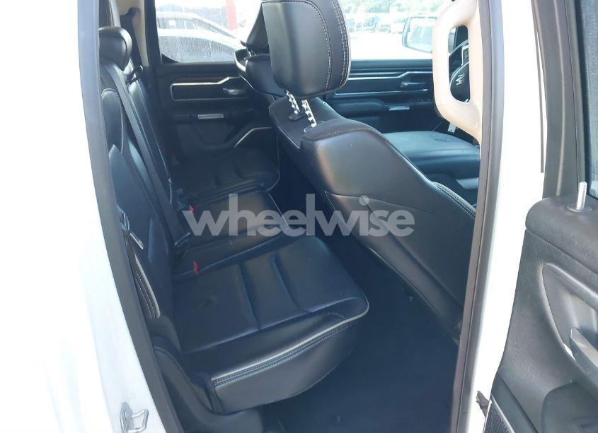 Photo 8 of 2020 Ram 1500 LARAMIE QUAD CAB 4X2 6'4 BOX (VIN 1C6RREDT5LN260133)