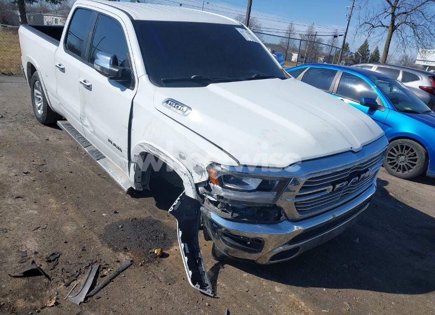 2020 Ram 1500 LARAMIE 4X2 6'4 BOX (VIN 1C6RREDT6LN226735) main photo