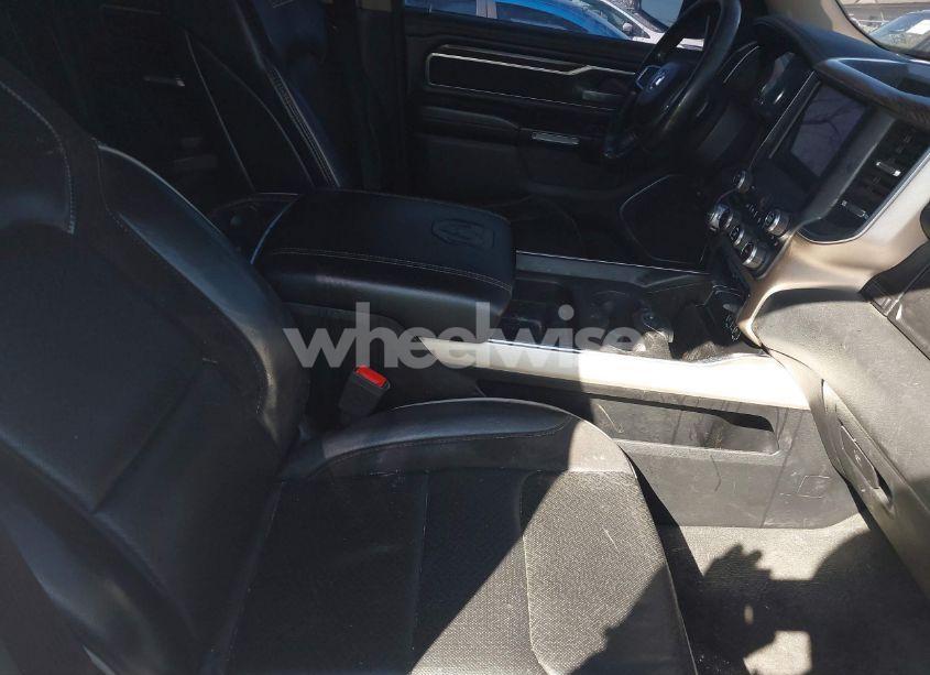 Photo 5 of 2020 Ram 1500 LARAMIE 4X2 6'4 BOX (VIN 1C6RREDT6LN226735)