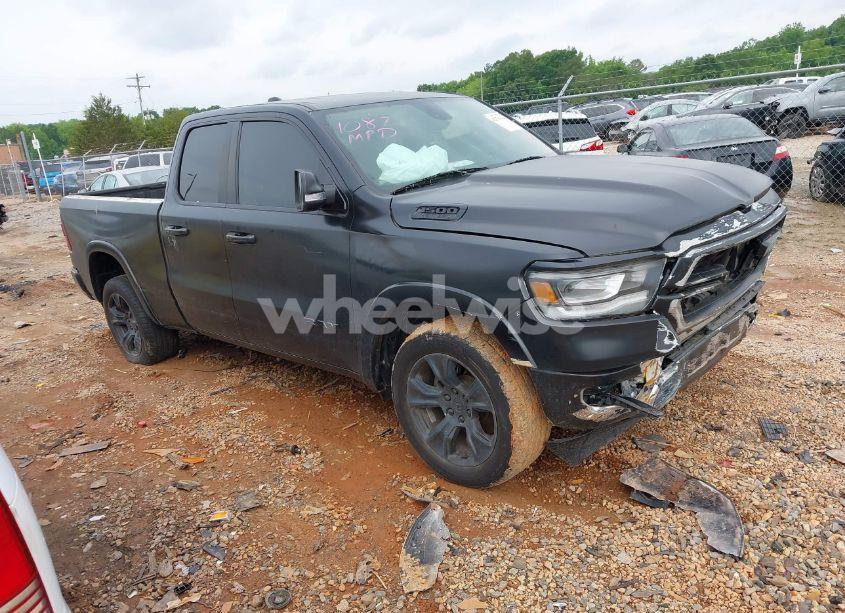 2020 Ram 1500 LARAMIE 4X2 6'4 BOX (VIN 1C6RREDT9LN357240) main photo