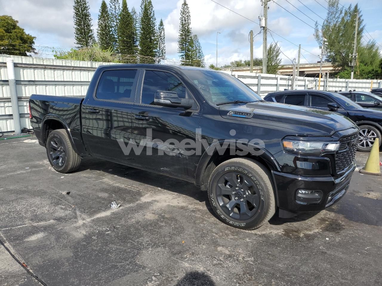 Photo 4 of 2025 RAM 1500 BIG HORN/LONE STAR (VIN 1C6RREFG3SN179470)