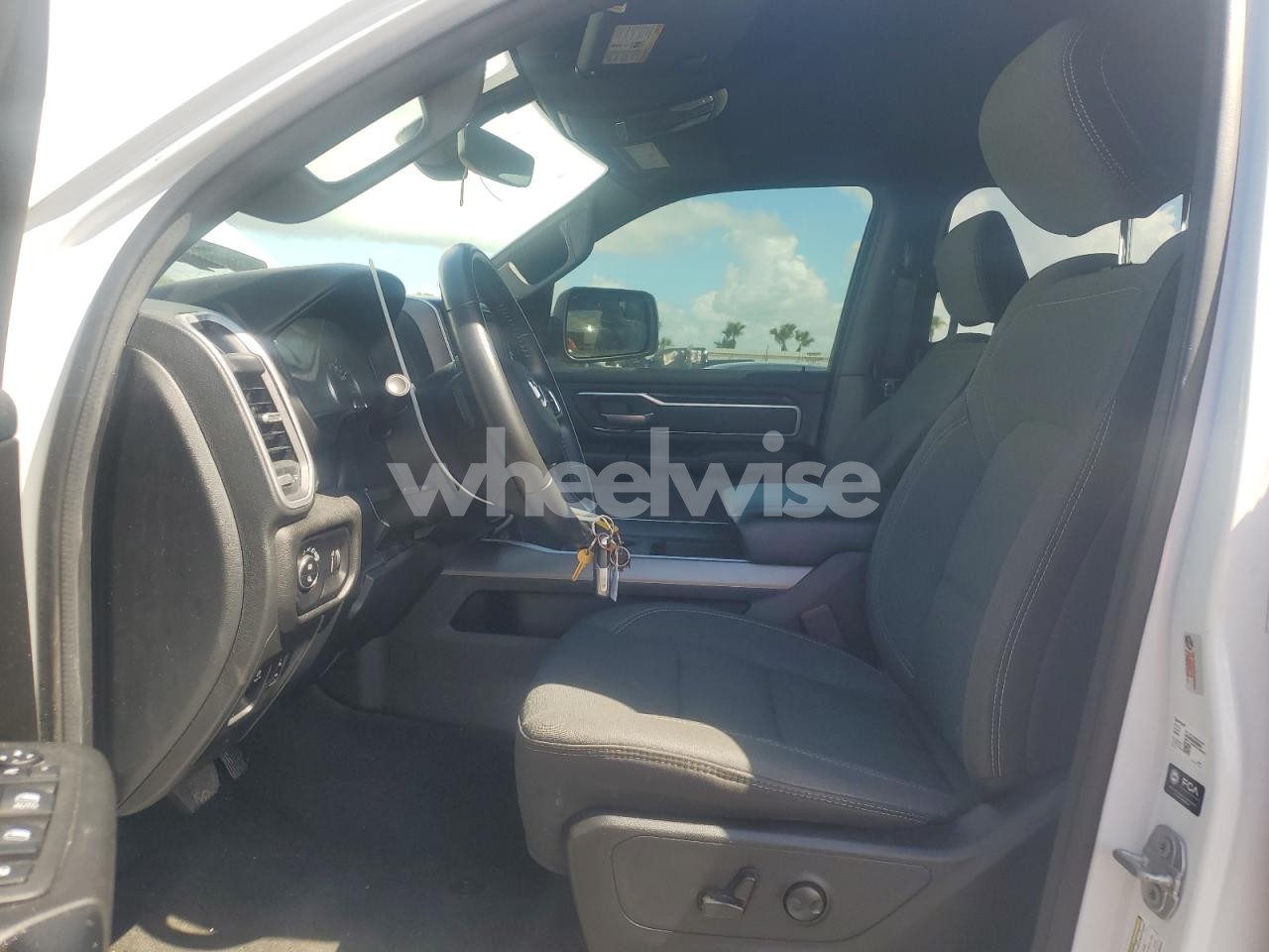 Photo 7 of 2022 RAM 1500 BIG HORN/LONE STAR (VIN 1C6RREFM0NN452312)