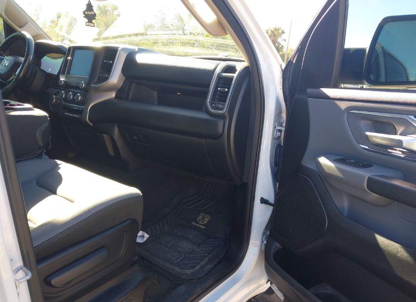 Photo 5 of 2019 Ram 1500 BIG HORN/LONE STAR 4X2 5'7 BOX (VIN 1C6RREFT0KN526668)