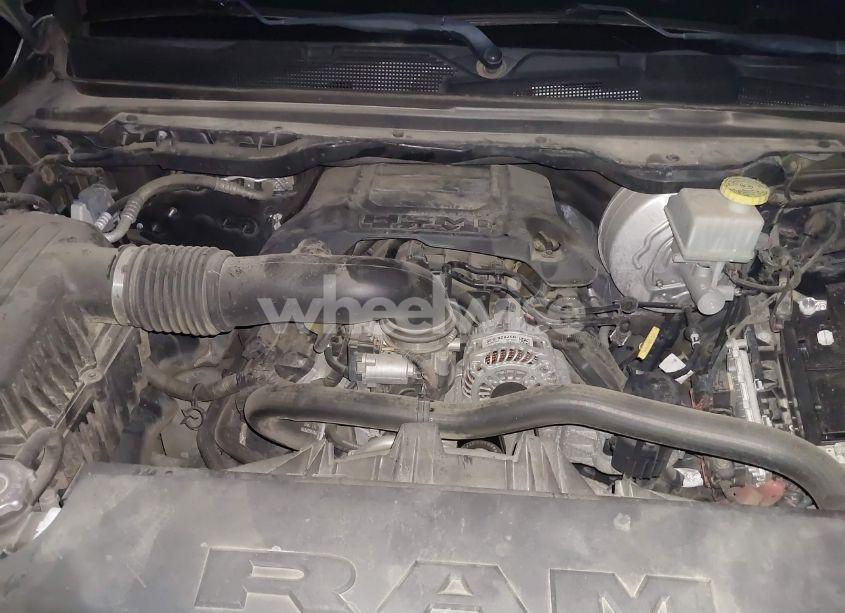 Photo 10 of 2019 Ram 1500 (VIN 1C6RREFT2KN893992)