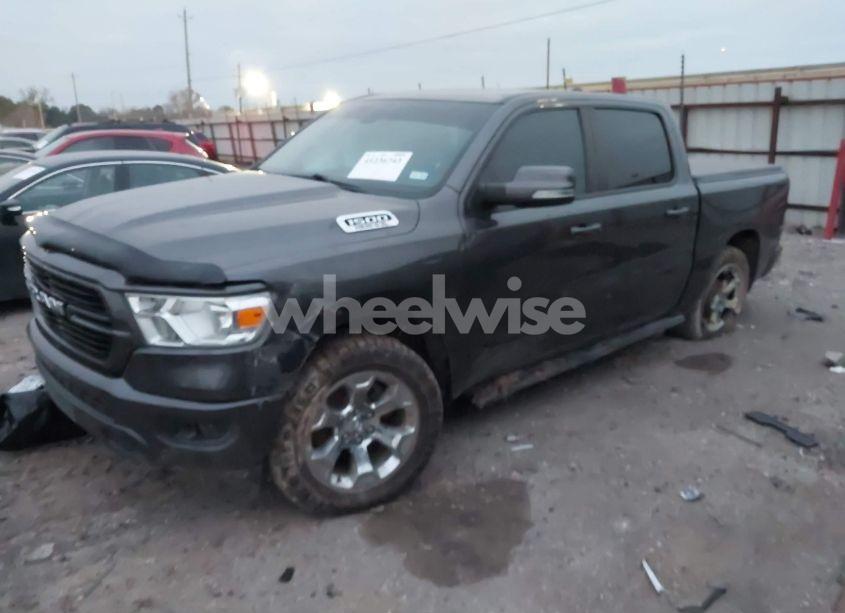 Photo 2 of 2019 Ram 1500 (VIN 1C6RREFT2KN893992)