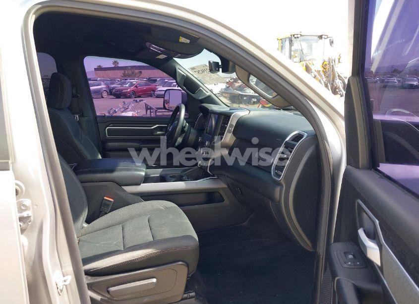 Photo 5 of 2022 Ram 1500 BIG HORN 4X2 5'7 BOX (VIN 1C6RREFT3NN157681)