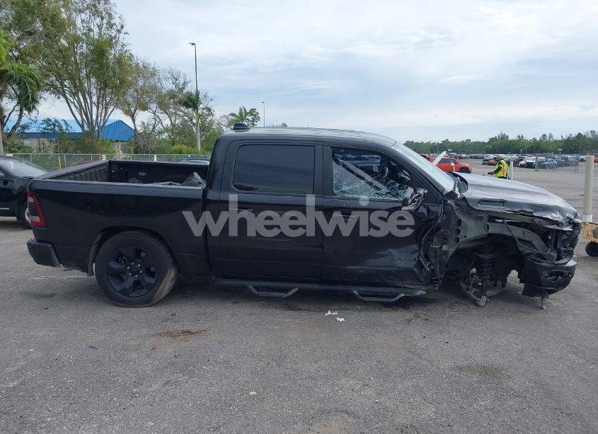 Photo 13 of 2019 Ram 1500 (VIN 1C6RREFT4KN852103)