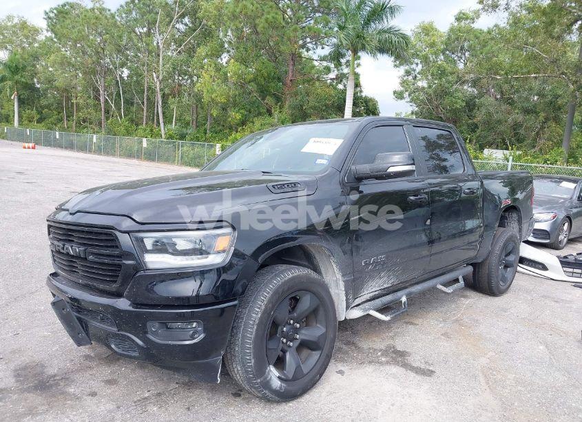 Photo 2 of 2019 Ram 1500 (VIN 1C6RREFT4KN852103)