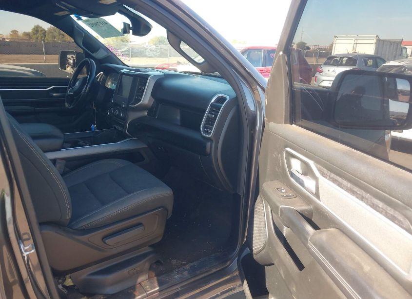 Photo 5 of 2022 Ram 1500 BIG HORN 4X2 5'7 BOX (VIN 1C6RREFT5NN172666)