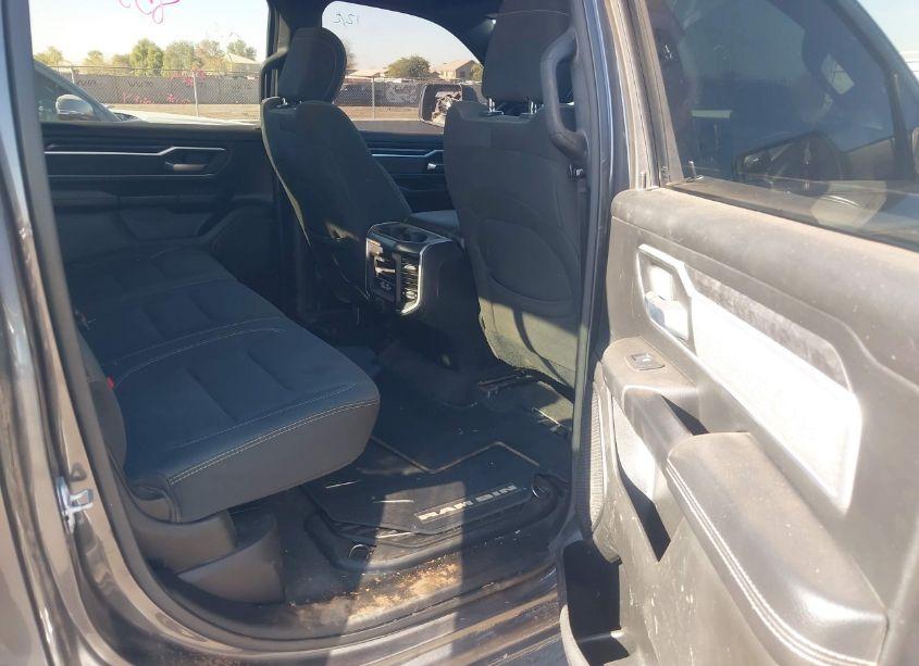 Photo 8 of 2022 Ram 1500 BIG HORN 4X2 5'7 BOX (VIN 1C6RREFT5NN172666)