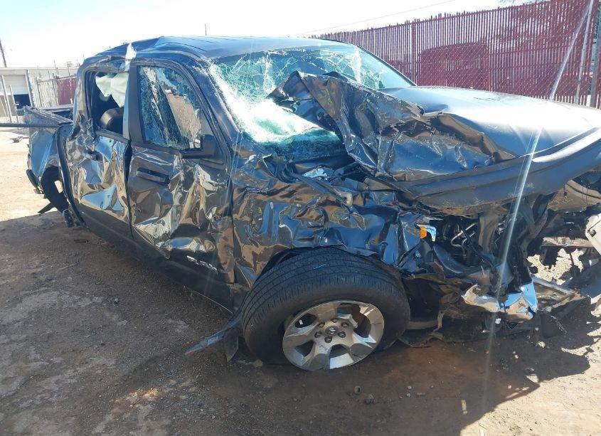 2022 Ram 1500 LONE STAR 4X2 5'7 BOX (VIN 1C6RREFT5NN475611) main photo