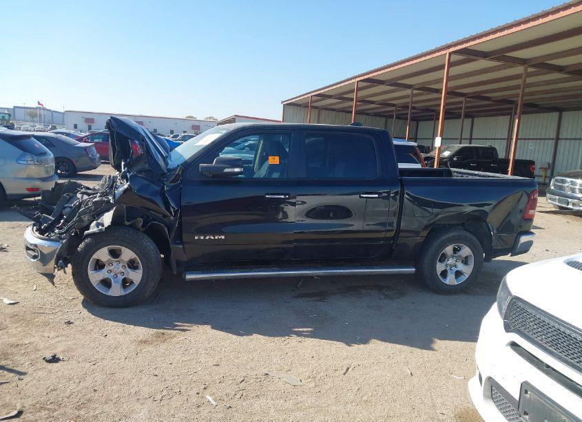 Photo 13 of 2019 Ram 1500 (VIN 1C6RREFT6KN567998)