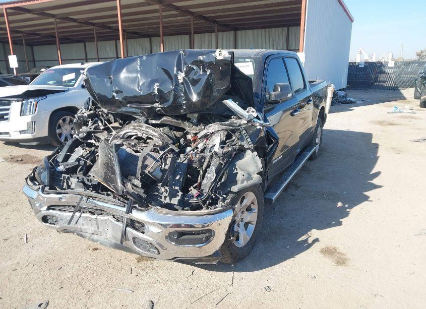 Photo 2 of 2019 Ram 1500 (VIN 1C6RREFT6KN567998)