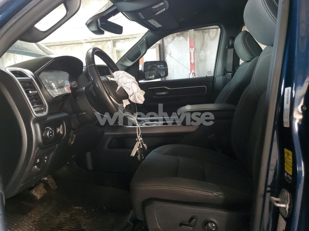 Photo 7 of 2021 RAM 1500 BIG HORN/LONE STAR (VIN 1C6RREFT7MN746795)