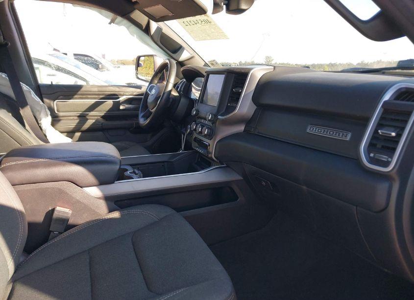 Photo 5 of 2022 Ram 1500 BIG HORN 4X2 5'7 BOX (VIN 1C6RREFT7NN431321)