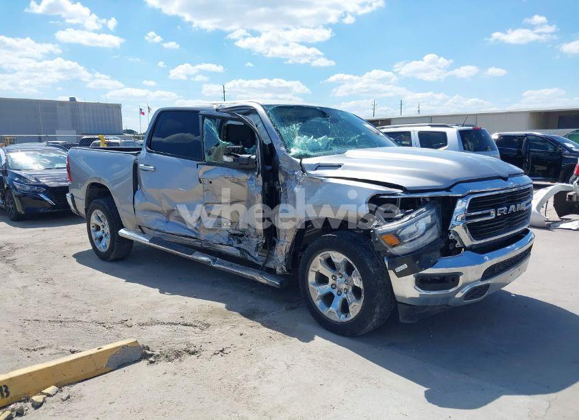 2019 Ram 1500 BIG HORN/LONE STAR 4X2 5'7 BOX (VIN 1C6RREFT8KN769323) main photo