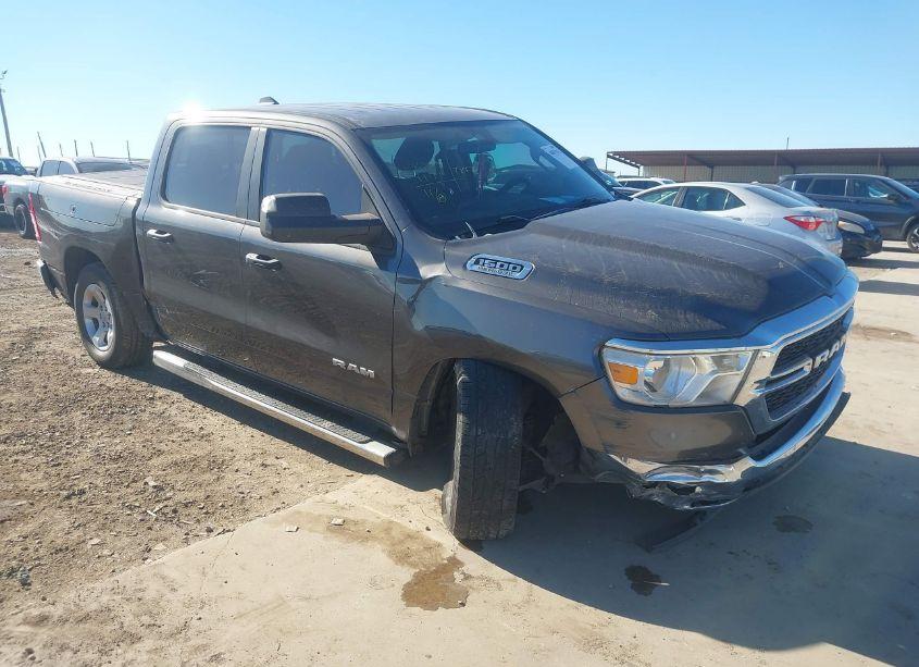 2019 Ram 1500 TRADESMAN 4X2 5'7 BOX (VIN 1C6RREGT0KN612139) main photo