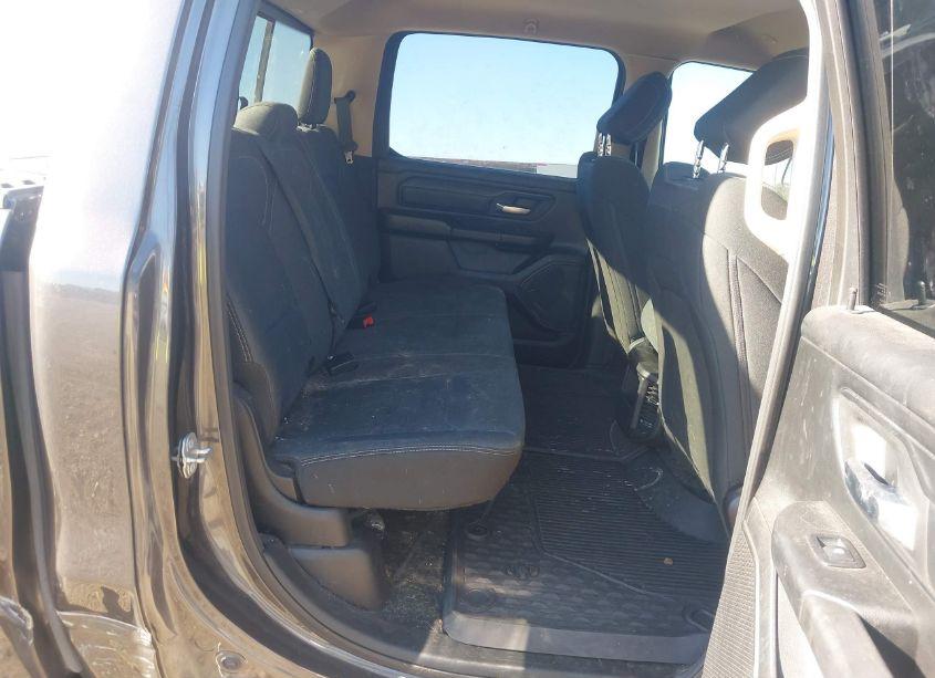 Photo 8 of 2019 Ram 1500 TRADESMAN 4X2 5'7 BOX (VIN 1C6RREGT0KN612139)