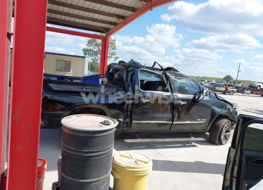 Photo 13 of 2019 Ram 1500 LIMITED 4X2 5'7 BOX (VIN 1C6RREHT2KN604672)