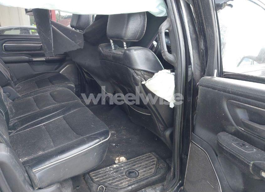 Photo 8 of 2019 Ram 1500 LIMITED 4X2 5'7 BOX (VIN 1C6RREHT2KN604672)