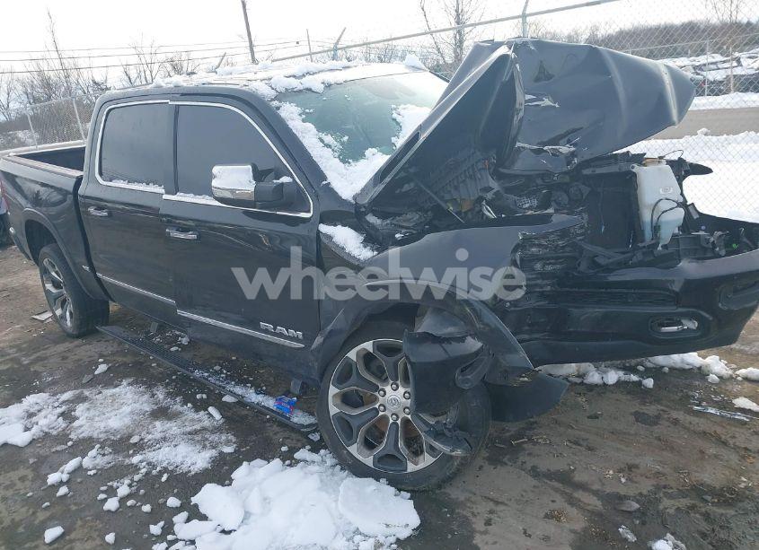 2019 Ram 1500 LIMITED 4X2 5'7 BOX (VIN 1C6RREHT4KN514570) main photo