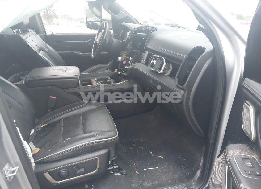 Photo 5 of 2019 Ram 1500 LIMITED 4X2 5'7 BOX (VIN 1C6RREHT8KN750896)