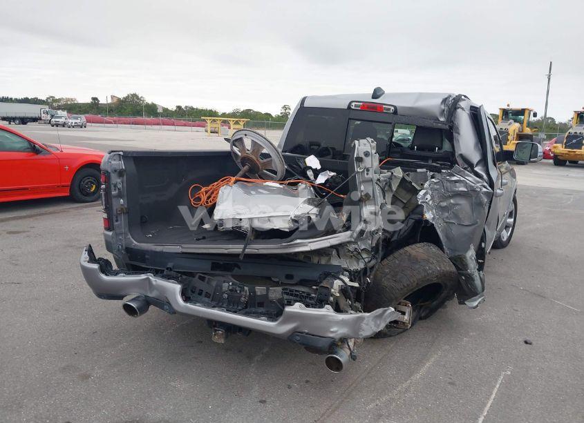 Photo 6 of 2019 Ram 1500 LIMITED 4X2 5'7 BOX (VIN 1C6RREHT8KN750896)