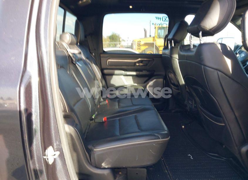 Photo 8 of 2019 Ram 1500 LIMITED 4X2 5'7 BOX (VIN 1C6RREHT9KN616110)