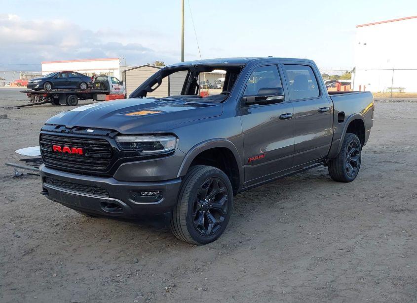 Photo 2 of 2022 Ram 1500 LIMITED 4X2 5'7 BOX (VIN 1C6RREHTXNN211670)
