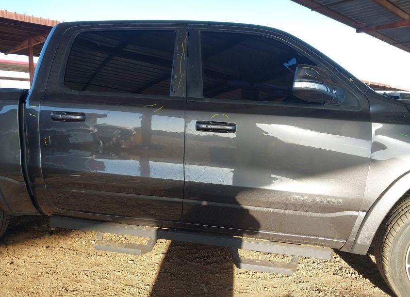 Photo 14 of 2019 Ram 1500 LARAMIE 4X2 5'7 BOX (VIN 1C6RREJT2KN771639)