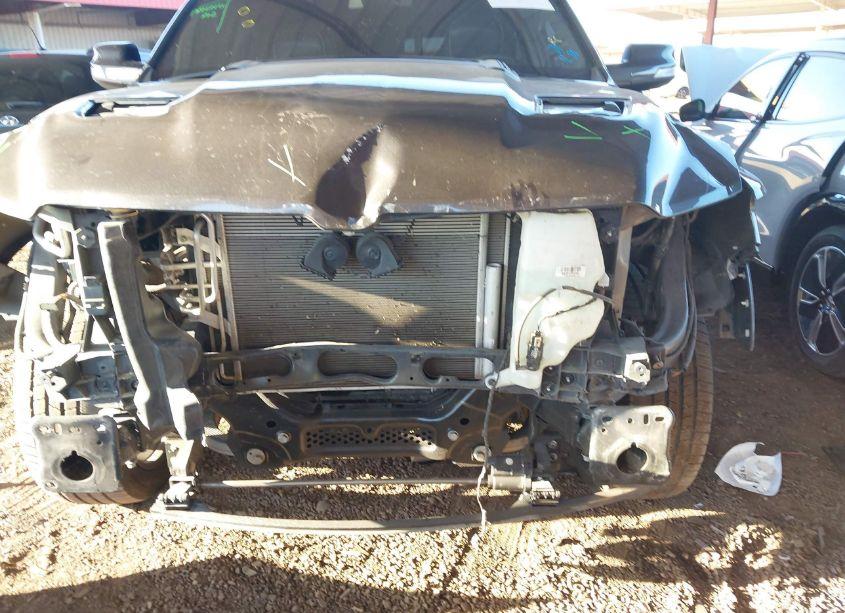 Photo 6 of 2019 Ram 1500 LARAMIE 4X2 5'7 BOX (VIN 1C6RREJT2KN771639)